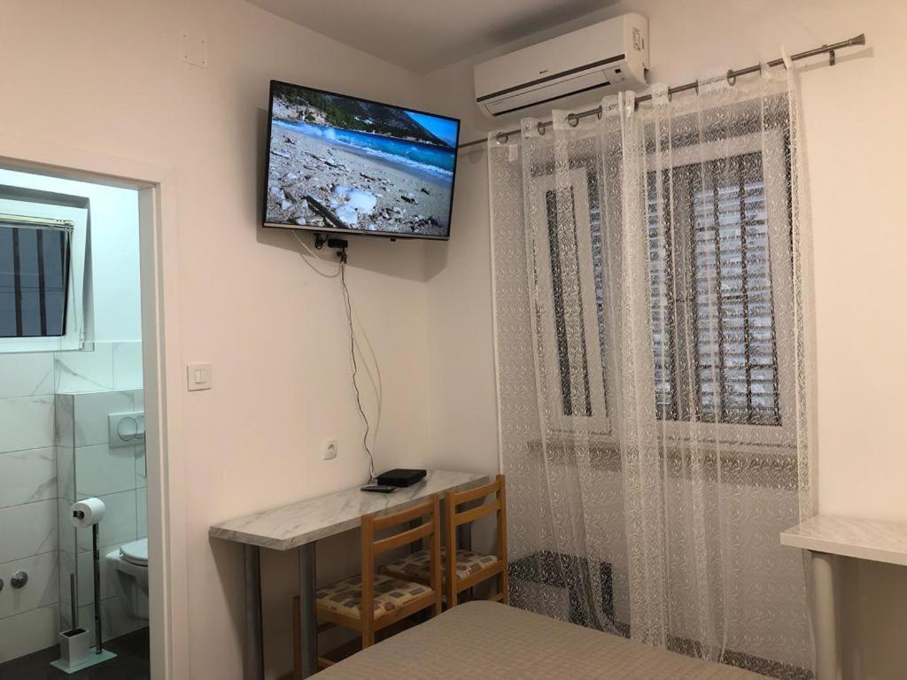 ספליט Rooms And Apartments Emily מראה חיצוני תמונה