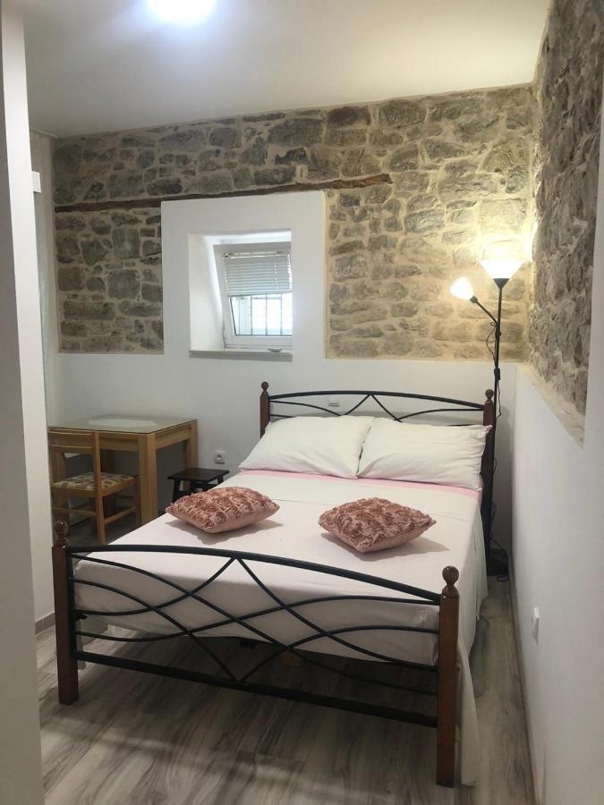 ספליט Rooms And Apartments Emily מראה חיצוני תמונה