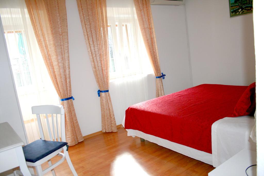 ספליט Rooms And Apartments Emily מראה חיצוני תמונה