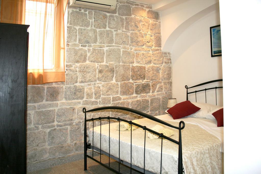 ספליט Rooms And Apartments Emily מראה חיצוני תמונה